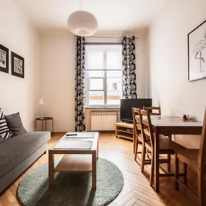 Elegant Old Town Market Appartement